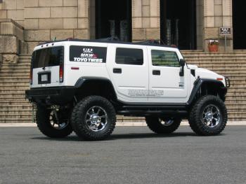 Hummer H2