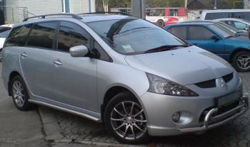 Mitsubishi Grandis