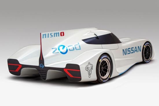 новый футуристический болид: Nissan ZEOD RC совместно с заводом Мишлен