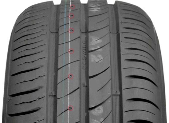  Ямочки у Kumho Ecowing ES01 KH27