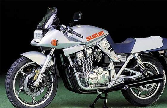 Continental совершила перезапуск двух шин для классических мотоциклов: Suzuki 1100 Katana
