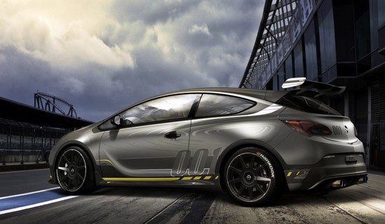 Экстремальная «Астра» обулась в шины Hankook: Opel Astra OPC Extreme