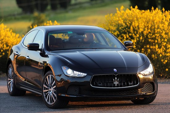 Maserati Ghibli «обуется» в шины Continental: Maserati Ghibli 
