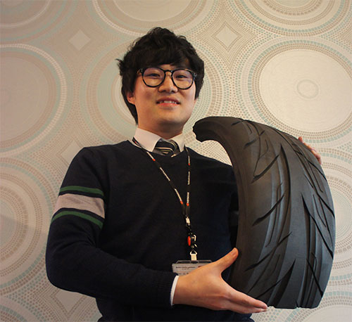 При разработке новых шин дизайнеры Hankook используют 3D принтер