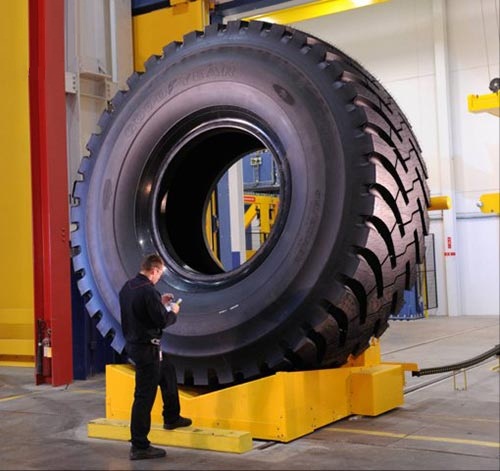 Goodyear рассказала о своих самых больших шинах: Гудиер RM 4A 