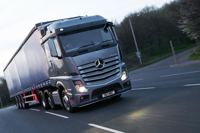 Прочность для Mercedes Actros: шины от Hankook: mercedes actros