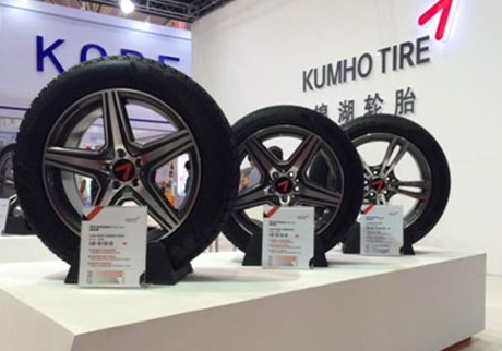 Серия премьер: шины Kumho на выставке CNEA Expo