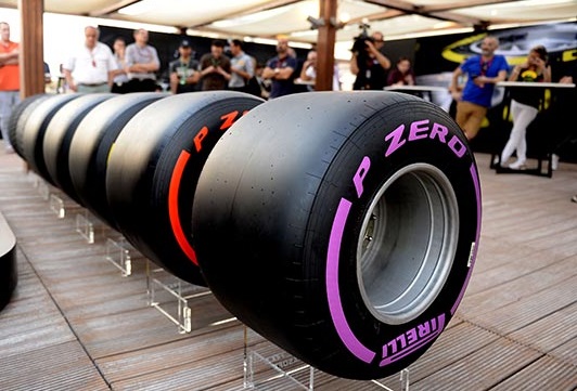 Новая линейка формульных шин Pirelli: пирелли f1