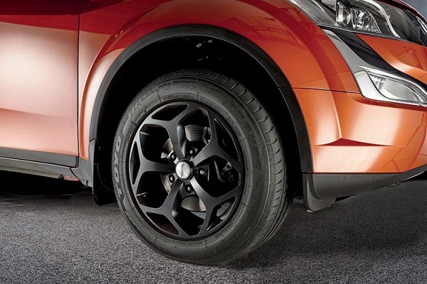 Шины Toyo для Mahindra XUV500 W10: toyo oe mahindra