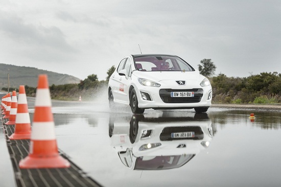 Тесты автошин для летней погоды: Расход топлива Bridgestone Ecopia EP001S, Continental ContiEcoContact 5, Dunlop Sport BluResponse 205/55 R16 L’Argus 2014