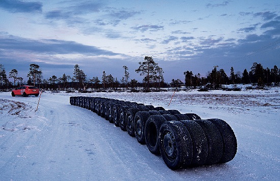 Тест шины: зима Kumho I Zen KW31, Michelin X-Ice North 3, Michelin X-Ice XI3, Nokian Hakkapeliitta 8 205/55/16 Test World 2014