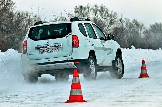 Сравнение покрышки: Время разгона на льду Bridgestone Blizzak Spike-01, Continental Conti4x4IceContact, Cordiant Snow Cross 215/65 R16 За рулем 2014
