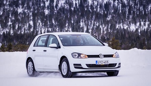 Тест драйв шины: Michelin Alpin 5, Nokian WR D4, Pirelli Winter Snowcontrol 3, Vredestein Wintrac Xtreme S 205/55 R16 Auto Bild Беларусь 2015