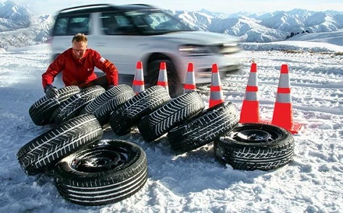 Испытание покрышек: Hankook Kinergy 4S H740 , Michelin CrossClimate, Vredestein Quatrac 5 215/60 R16 Auto Bild Allrad 2016