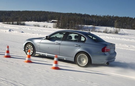 Тест драйв покрышек: Bridgestone Blizzak VRX, Hankook Winter I*Cept Evo 2 W320, Michelin X-ice Xi3 225/45 R17 AutoView 2016