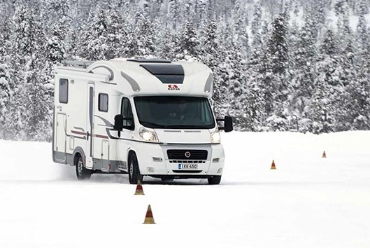 Тест покрышек: Michelin Agilis Alpin, Michelin Agilis X-Ice North 225/70 R15C Husbilen 2016