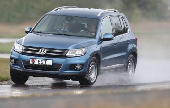 Тесты шин: Michelin Latitude Tour HP, Uniroyal Rain Expert 3, Yokohama Geolandar SUV G055 215/65 R16 ADAC 2017