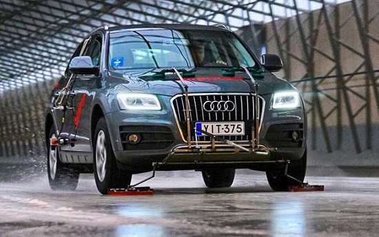 Тест драйв шин: Goodyear UltraGrip Ice Arctic, Michelin Latitude X-Ice North 2+ 235/65/17 За рулём 2016
