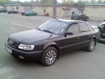 Audi 100