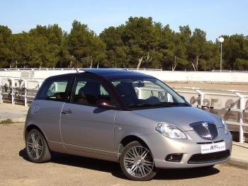 Lancia Ypsilon