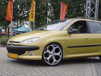 Peugeot 206