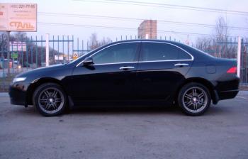 легкосплавні литі диски Kosei K1 Street на Honda Accord авто