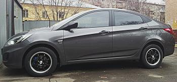 легкосплавные литые диски Скад Форвард на Hyundai Solaris авто