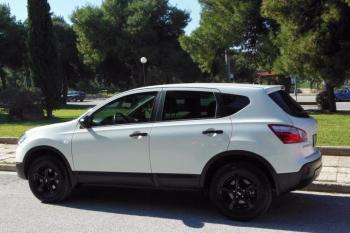 легкосплавні литі диски Aez Yacht на Nissan Qashqai авто