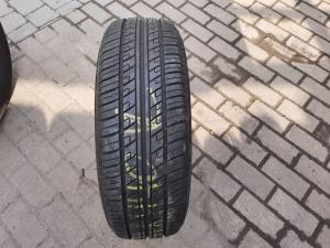 Sunitrac Focus 4000 185/65 R15 88H