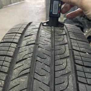 Goodyear Assurance ComfortTred 235/45 R17 94H остаток 7 мм