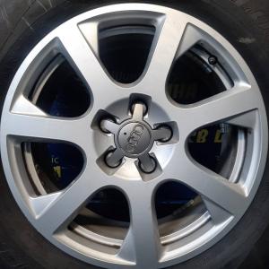 Audi OEM 8R0601025Е 7x17 5x112 ET37 DIA66,6 (silver)