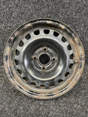 Steel Noname 5,5x14 4x100 ET39 DIA56,6 (black)