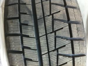 Bridgestone Blizzak REVO GZ 245/65 R18 93S