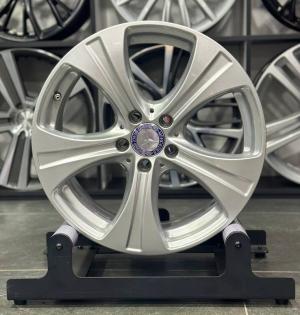 Mercedes OEM A2534010800 8x18 5x112 ET38 DIA66,6 (silver)