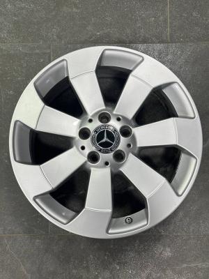 Mercedes OEM A1664011602 8x18 5x112 ET56,5 DIA66,6 (silver)