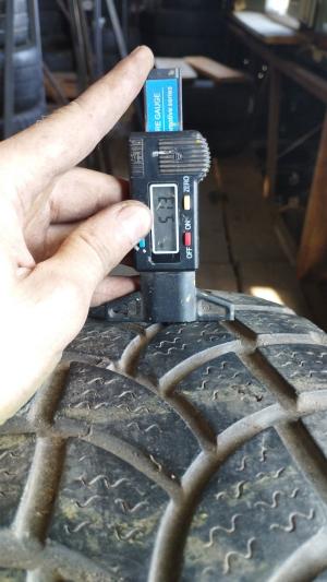 Vredestein Comtrac Winter 215/75 R16C 113/111R остаток 5 мм