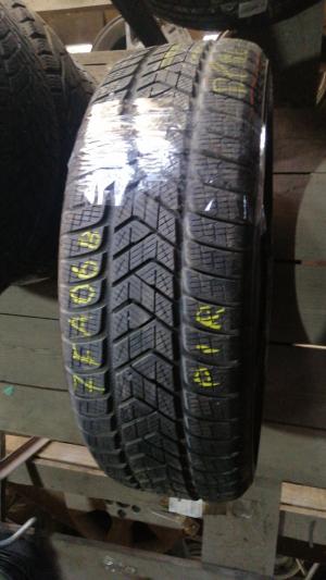 Pirelli Scorpion Winter 215/65 R17 99H Demo