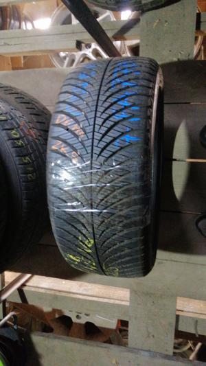Goodyear Vector 4 Seasons 215/45 R16 90V XL Demo