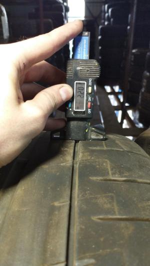 Pirelli PZero 315/30 ZR22 107Y XL остаток 2,5 мм
