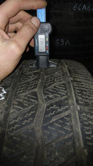 Hankook Winter I*Cept LV RW12 215/65 R15C 104/102T остаток 4,5 мм