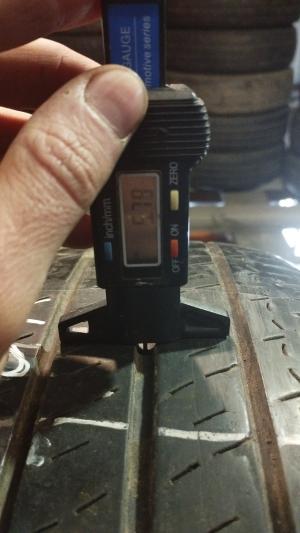 Michelin Agilis 215/70 R15C 109/107S остаток 6 мм