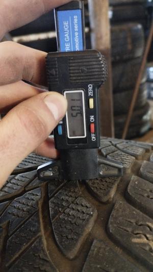 Dunlop SP Winter Sport 4D 225/55 R17 остаток 5,5 мм