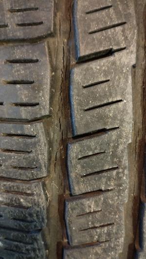 Pirelli Chrono 205/65 R16C 107/105T остаток 7,5 мм