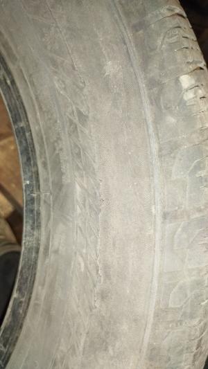 Continental VanContact 4Season 195/75 R16C 107/105R остаток 7 мм