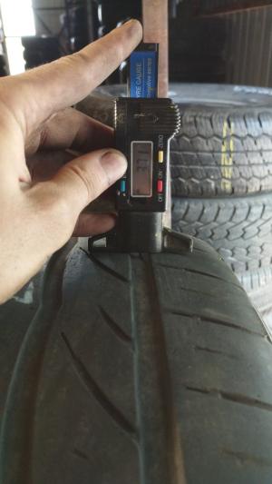 Dunlop SP Sport 01 265/45 ZR21 104W остаток 4 мм