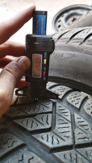 Pirelli Winter Sottozero 3 225/55 R17 101V XL остаток 5 мм