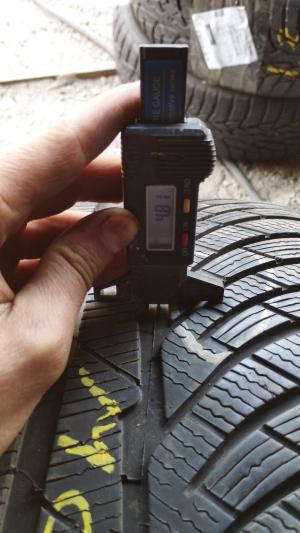 Michelin Pilot Alpin PA4 235/35 ZR19 91W XL остаток 5 мм