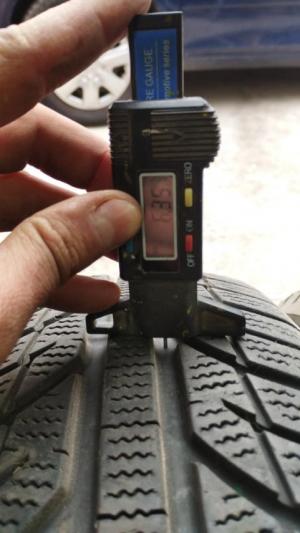 Toyo Snowprox S943 165/60 R15 77H остаток 7 мм