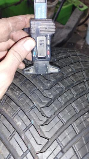 Continental AllSeasonContact 255/60 R18 112V XL Demo остаток 8 мм