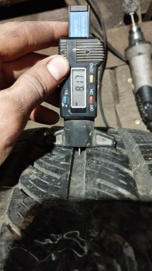 Continental VancoWinter 2 205/65 R16C 107/105T Demo остаток 8 мм